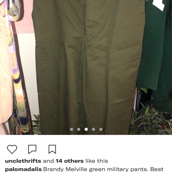 Brandy Melville Cargo pants - Picture 2 of 4